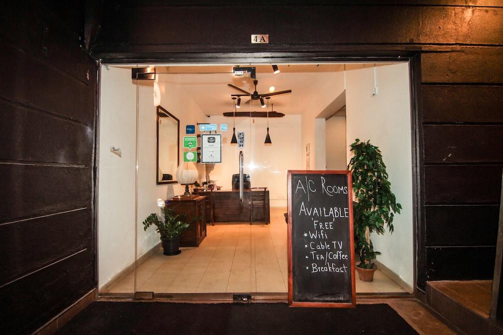 Aca Accommodation 콜롬보 외부 사진